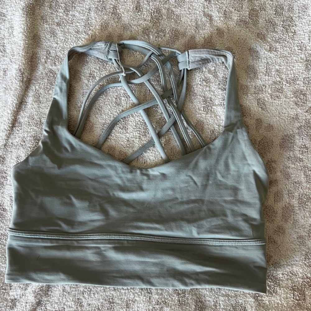 Lululemon Free to Be Bra Longline